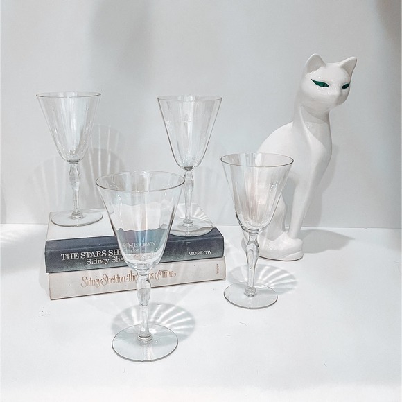 Optic Iridecent GLass MCM wine glasses set of 4.  Simply stunning!!! - Picture 1 of 7
